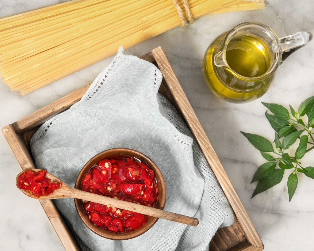 foto lifestyle del prodotto peperoncini calabresi